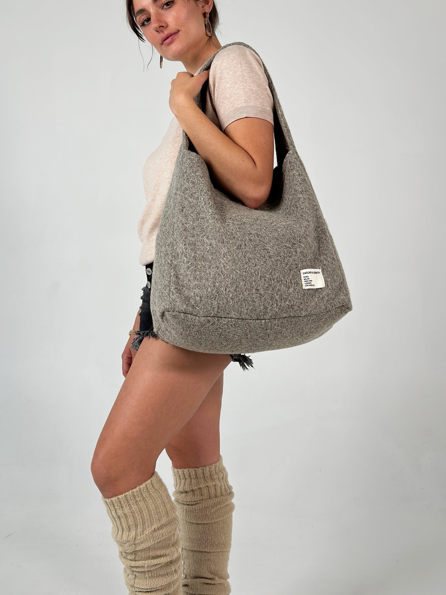 Bolso bohemio de peluche - Gris luna