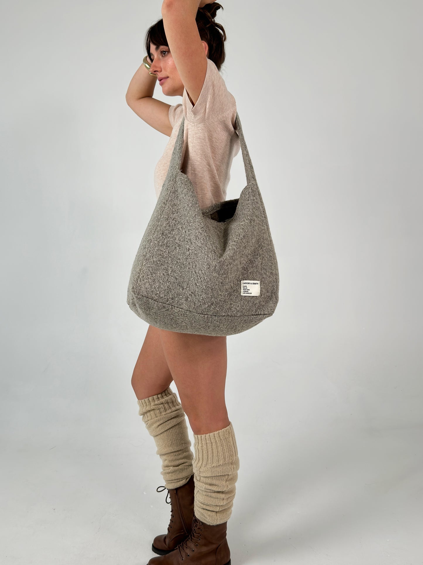 Bolso bohemio de peluche - Gris luna